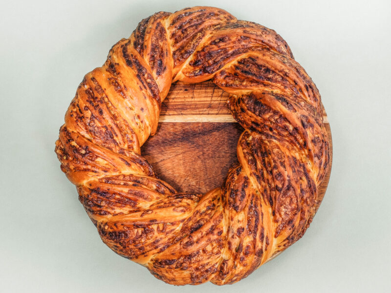 Juustukringel fenkoliseemnetega
